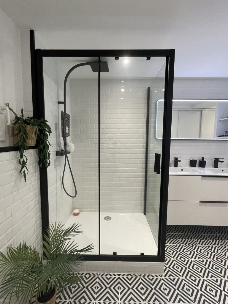 Décoration d'intérieur salle de bain Saint-Orens douche