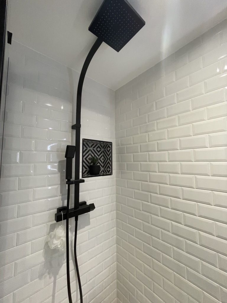 Décoration d'intérieur salle de bain Saint-Orens intérieur douche