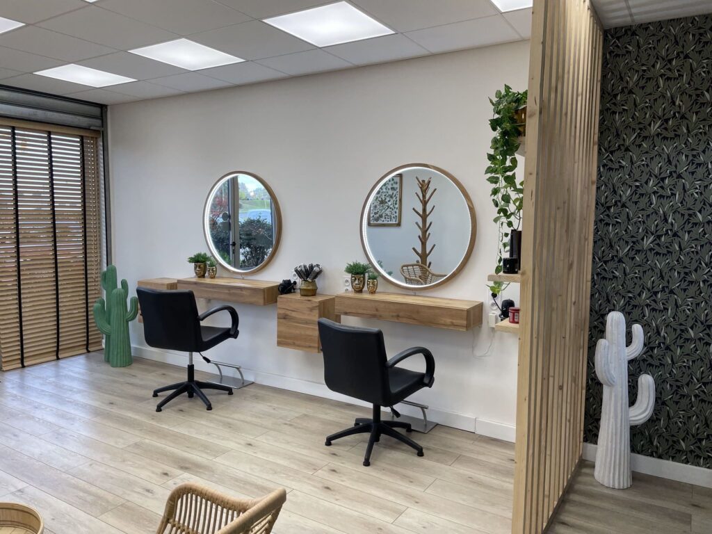 Déco d'intérieur Lespinasse espace de travail salon de coiffure